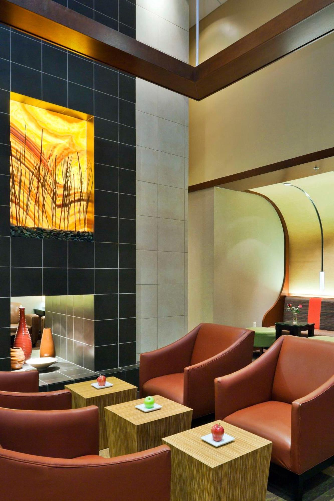 Hyatt Place Chesapeake Bagian luar foto