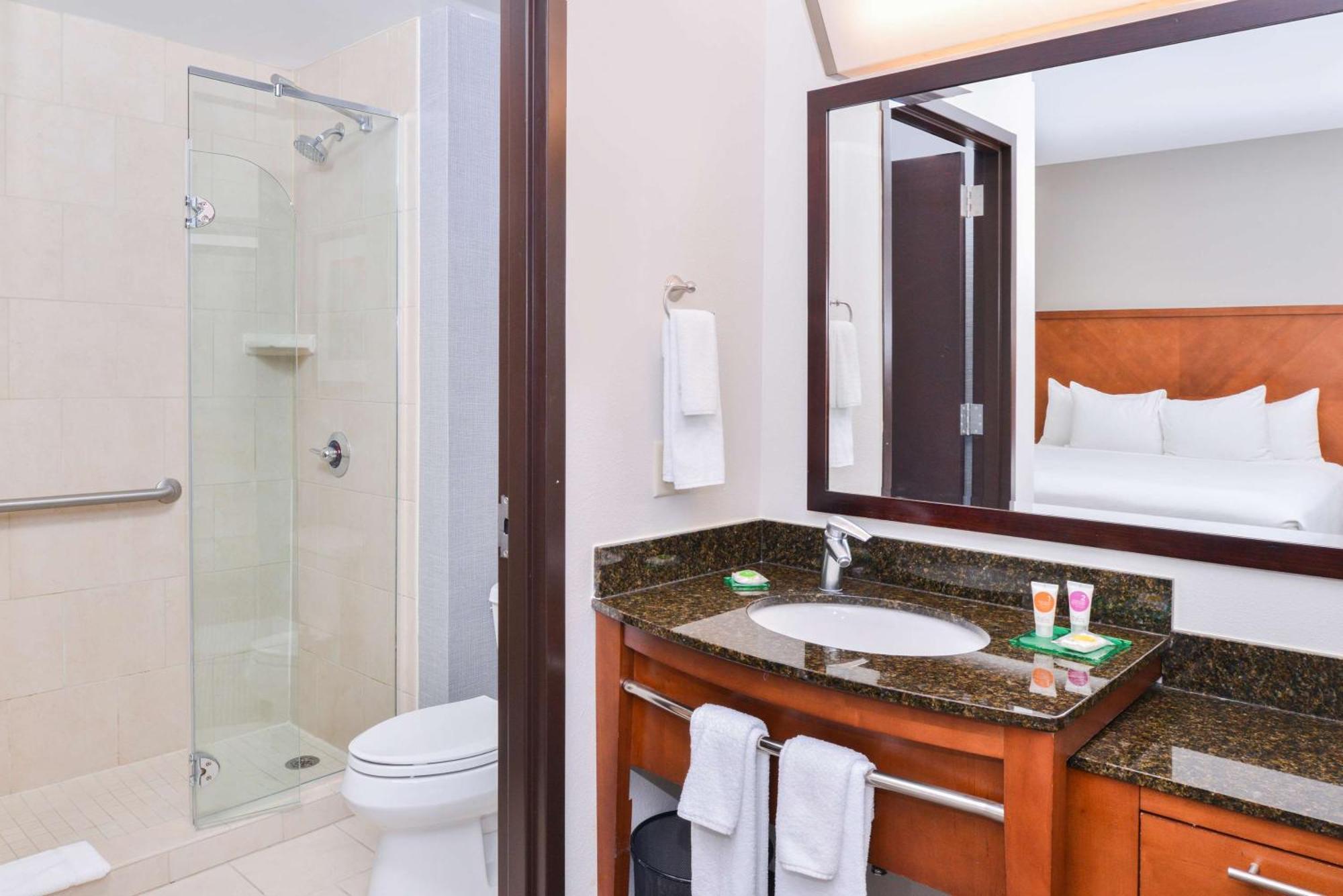 Hyatt Place Chesapeake Bagian luar foto