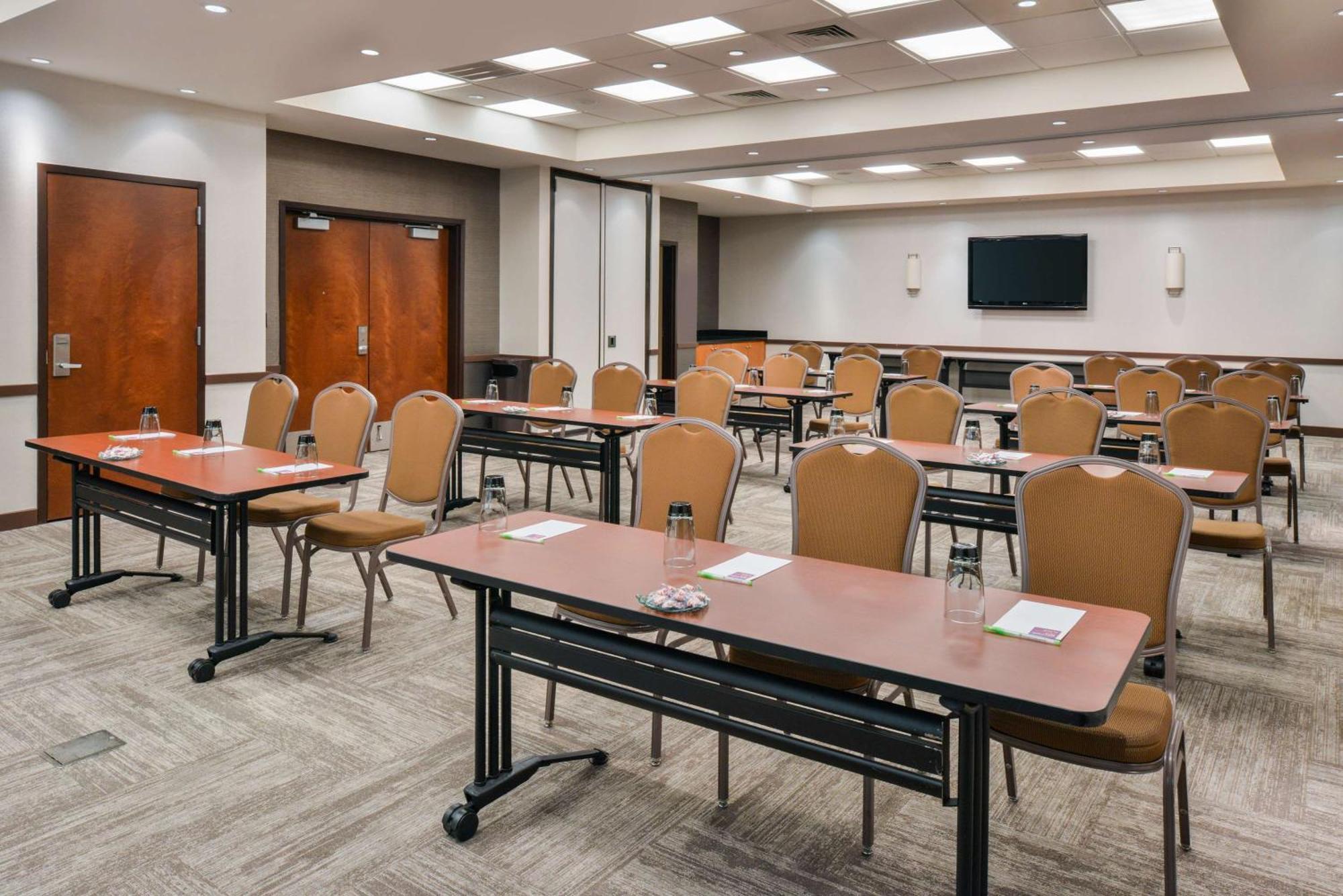 Hyatt Place Chesapeake Bagian luar foto