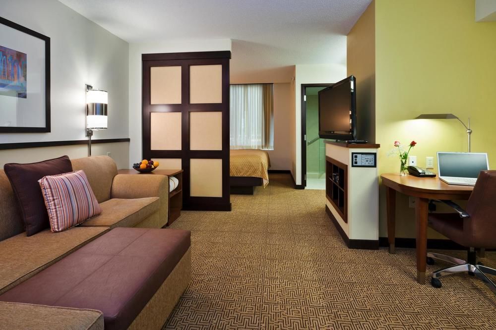 Hyatt Place Chesapeake Bagian luar foto